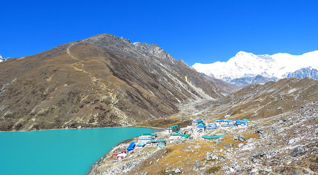 Best Time for Gokyo Valley Trek