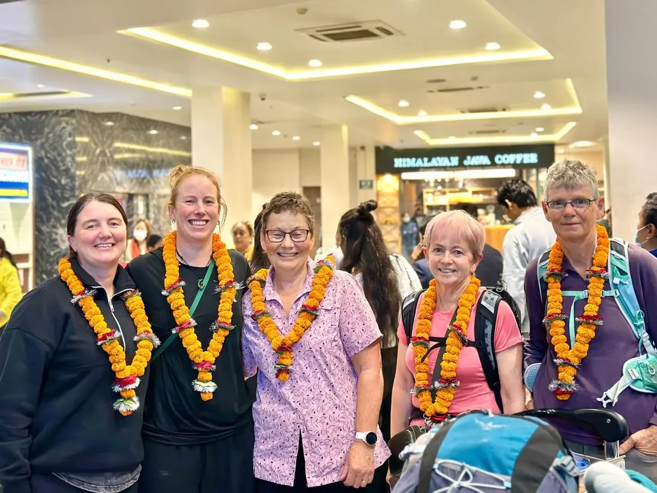 people ready for everest base camp trekking